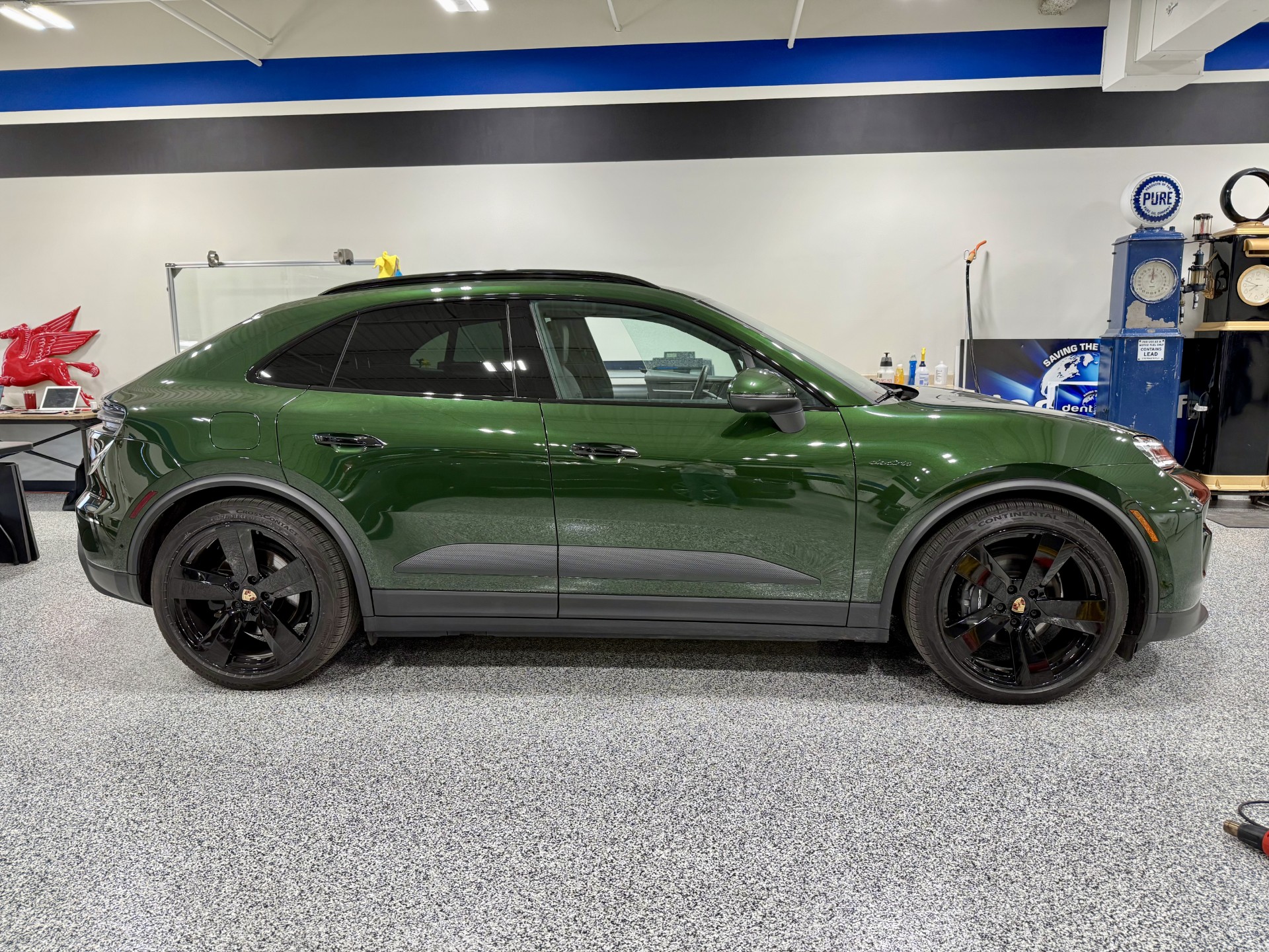 Porsche before photo showing the vehicle before appearance work